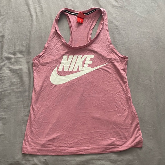 Nike Essentials Tank. Bleached Coral/Sunset Tint - Picture 4 of 4